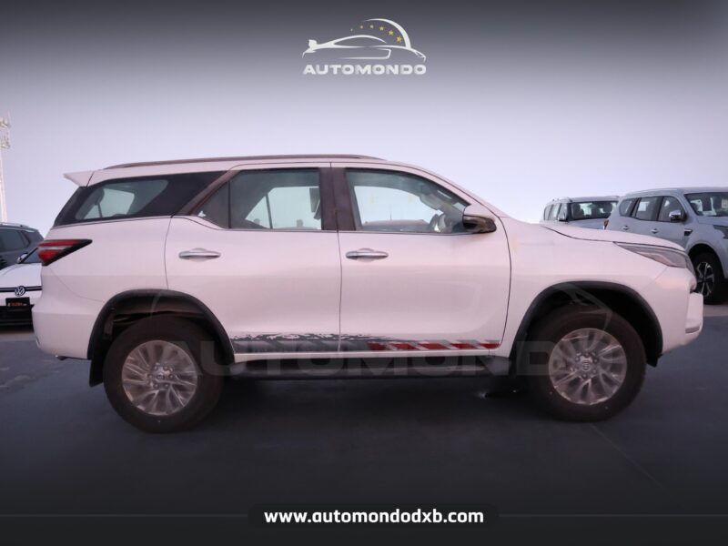 Toyota Fortuner 2.8L White 2024