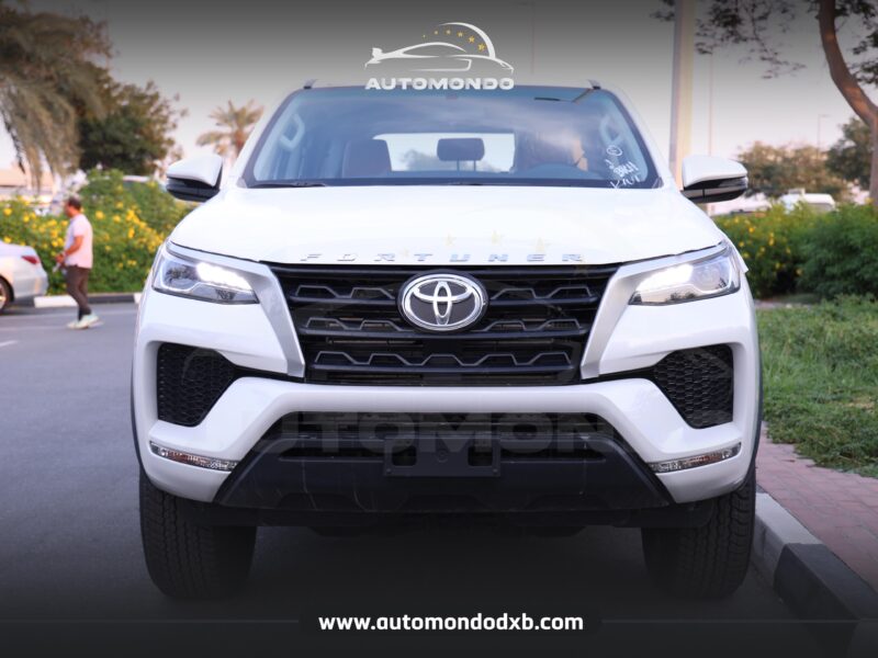 Toyota Fortuner 2.4L Diesel White 2024