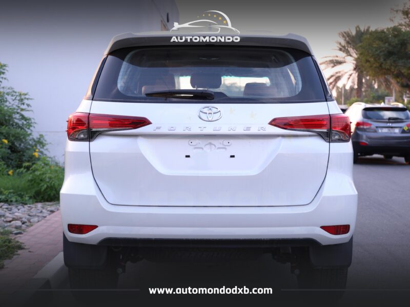 Toyota Fortuner 2.4L Diesel White 2024