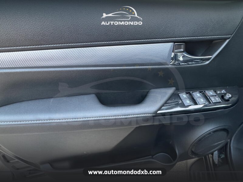 Toyota Hilux GR Sport 2.8L Black 2024