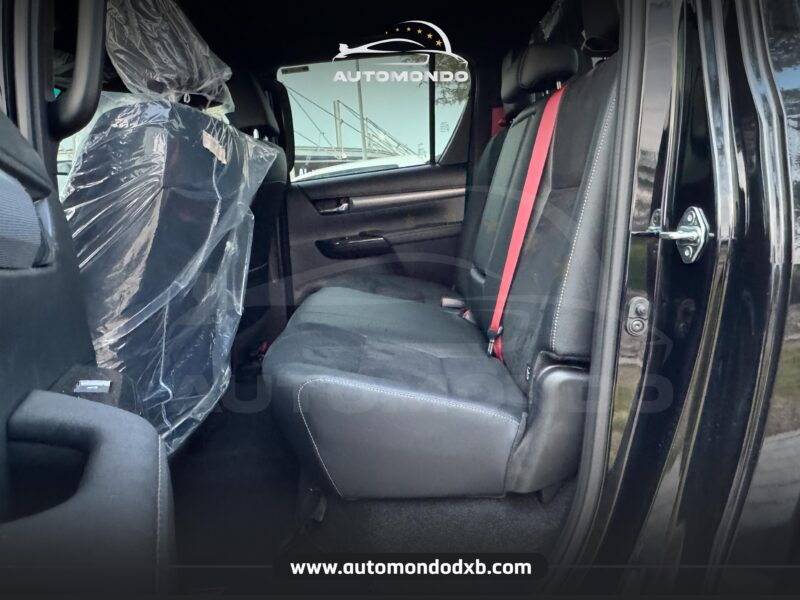 Toyota Hilux GR Sport 2.8L Black 2024
