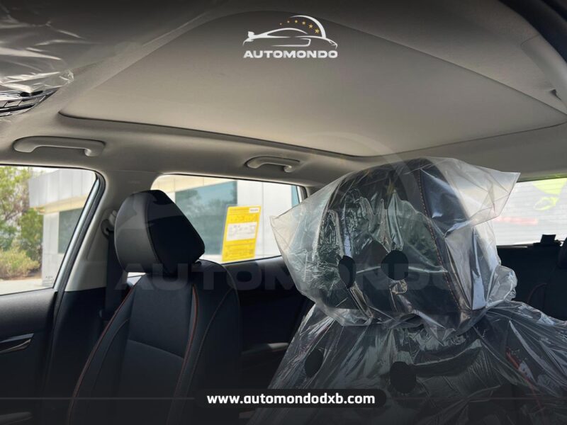 Kia Seltos 1.5L White Black Roof 2025