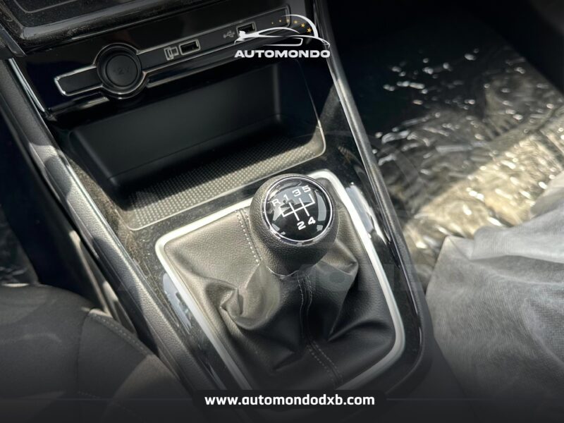 MG 5 AP31 1.5L Silver 2025