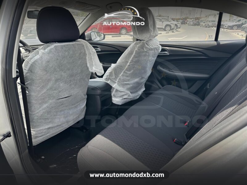 MG 5 AP31 1.5L Silver 2025