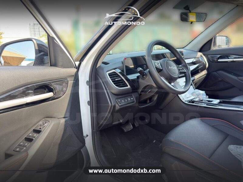 Kia Seltos 1.5L White Black Roof 2026